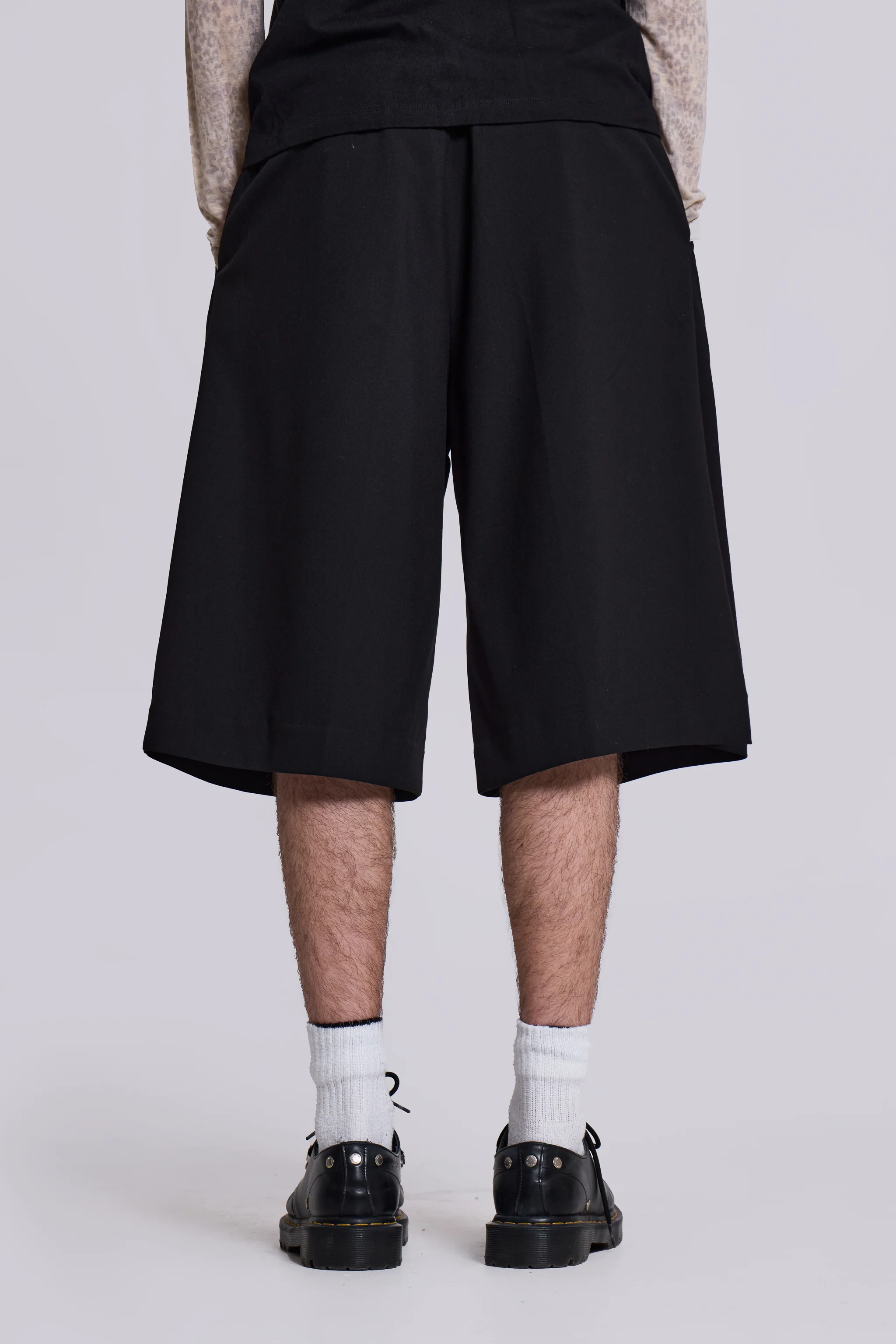 Black Goliath Tailored Baggy Shorts - Image 4