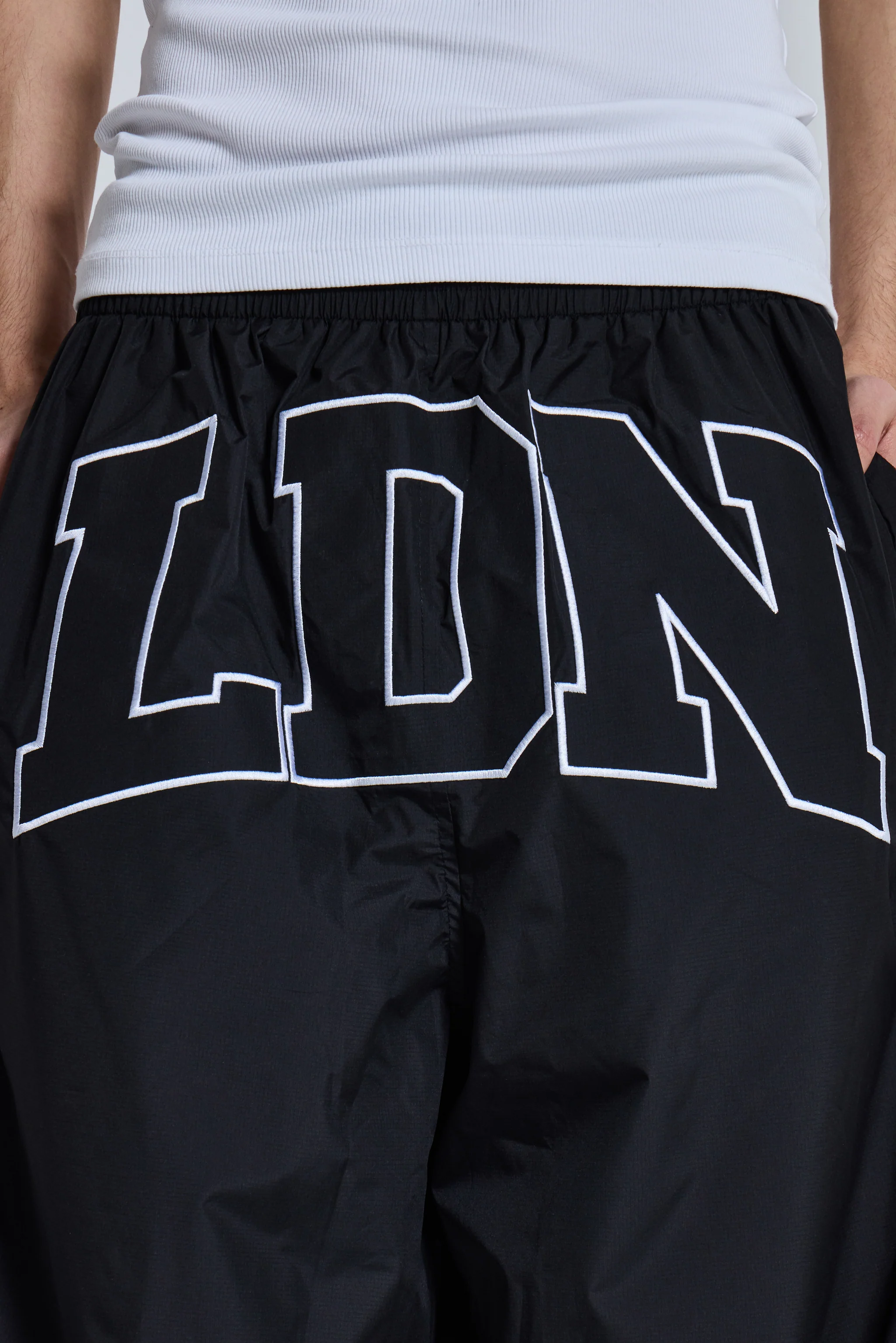 Black LDN Vapor Joggers - Image 5