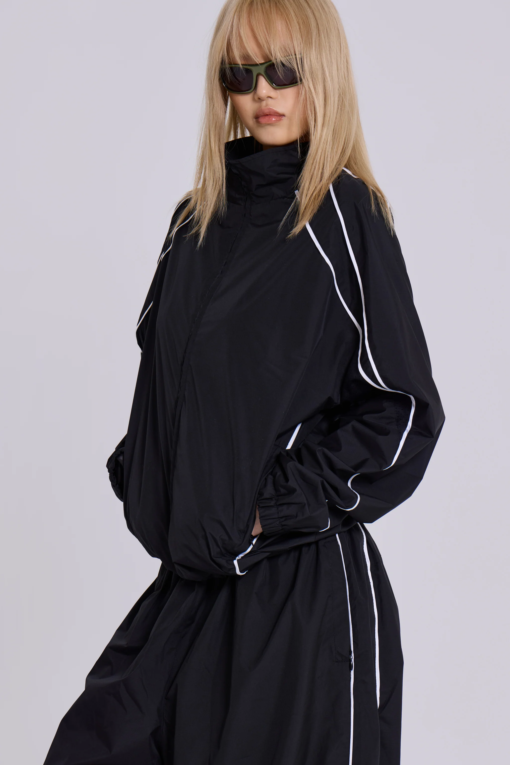 Black Vapor Tracksuit Top - Image 4