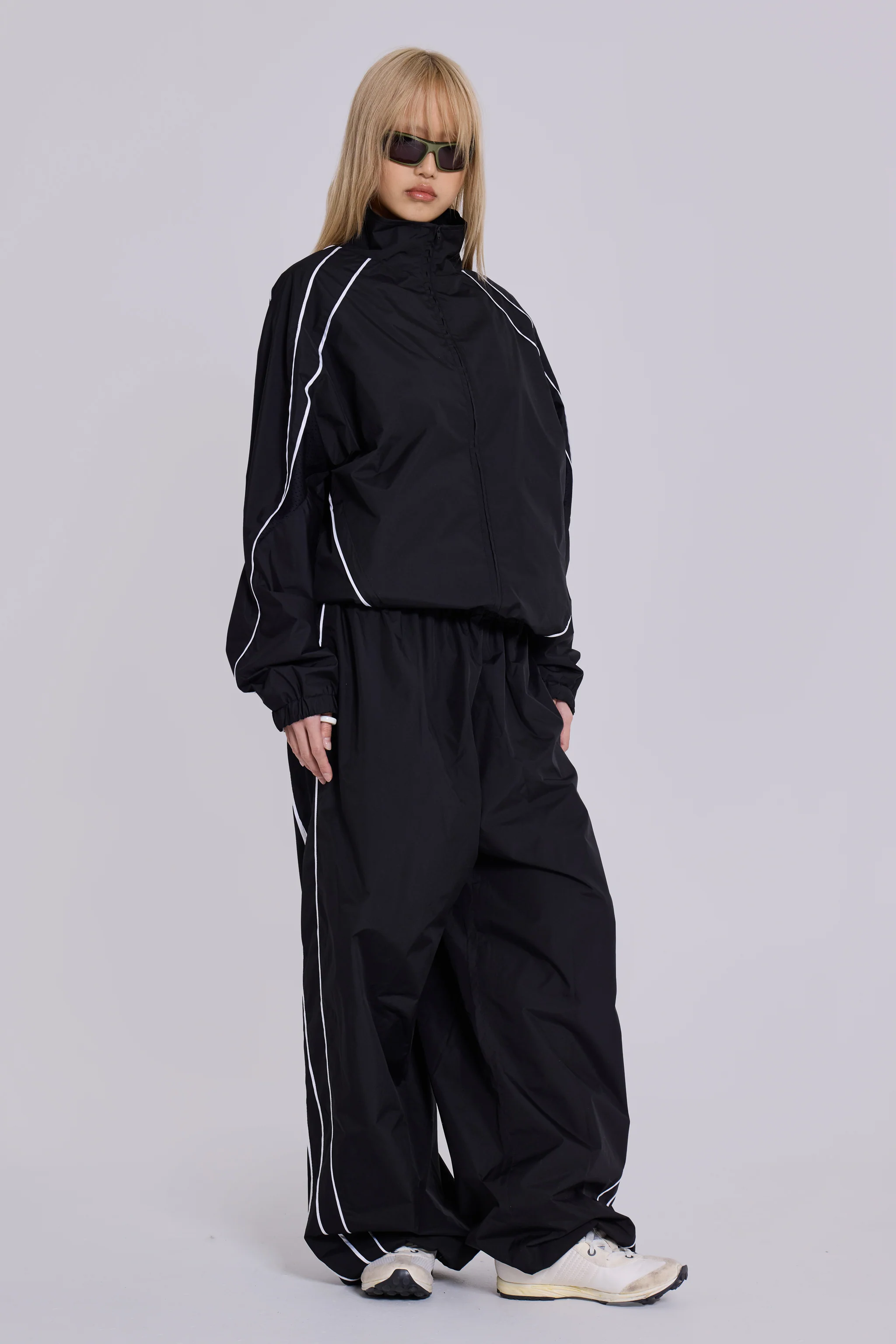 Black Vapor Tracksuit Top - Image 7