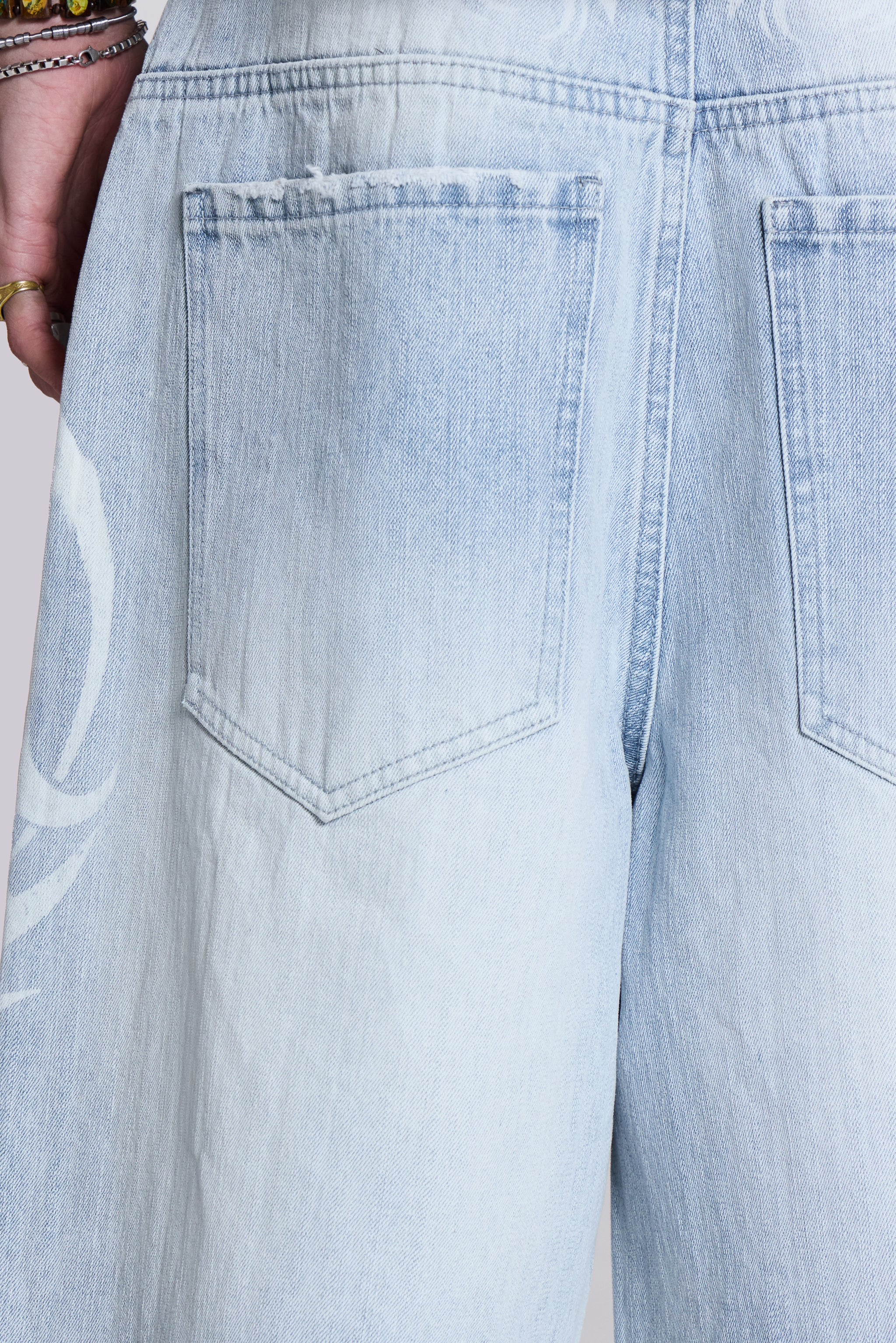 Bleach Blade Colossus Jorts - Image 5