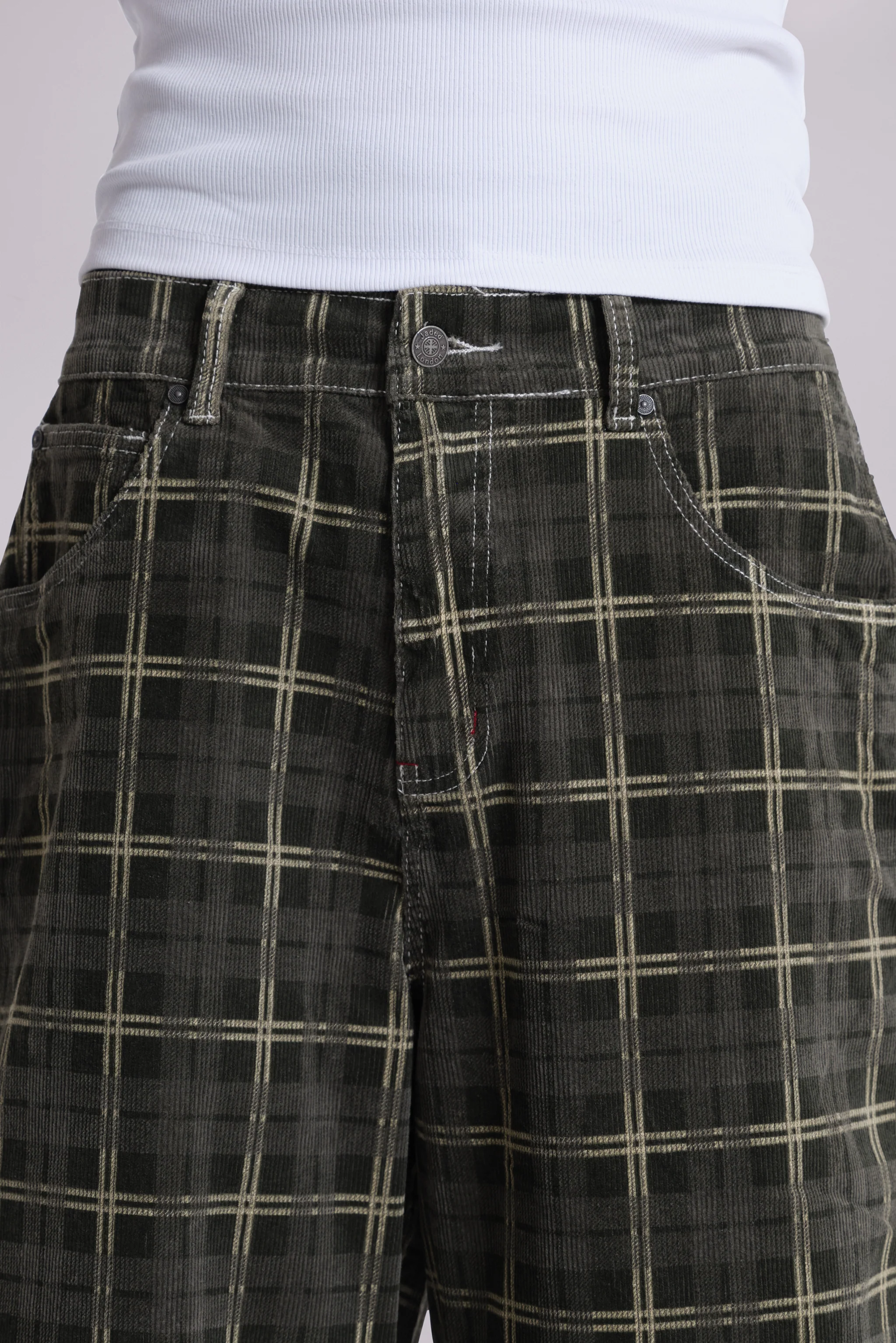 Brooklyn Cord Jumbo Jorts - Image 6