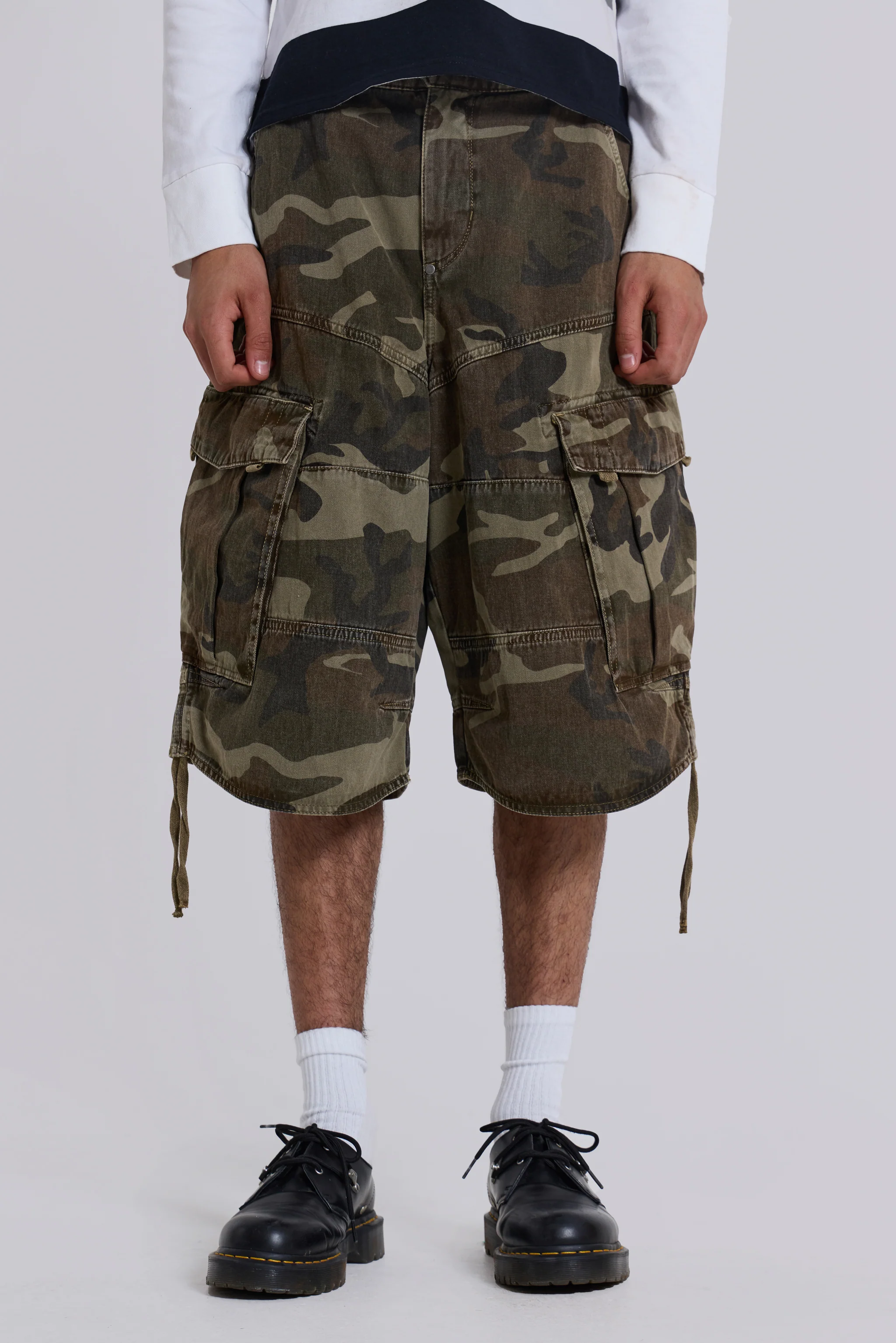 Cadet Camo Baggy Shorts - Image 10