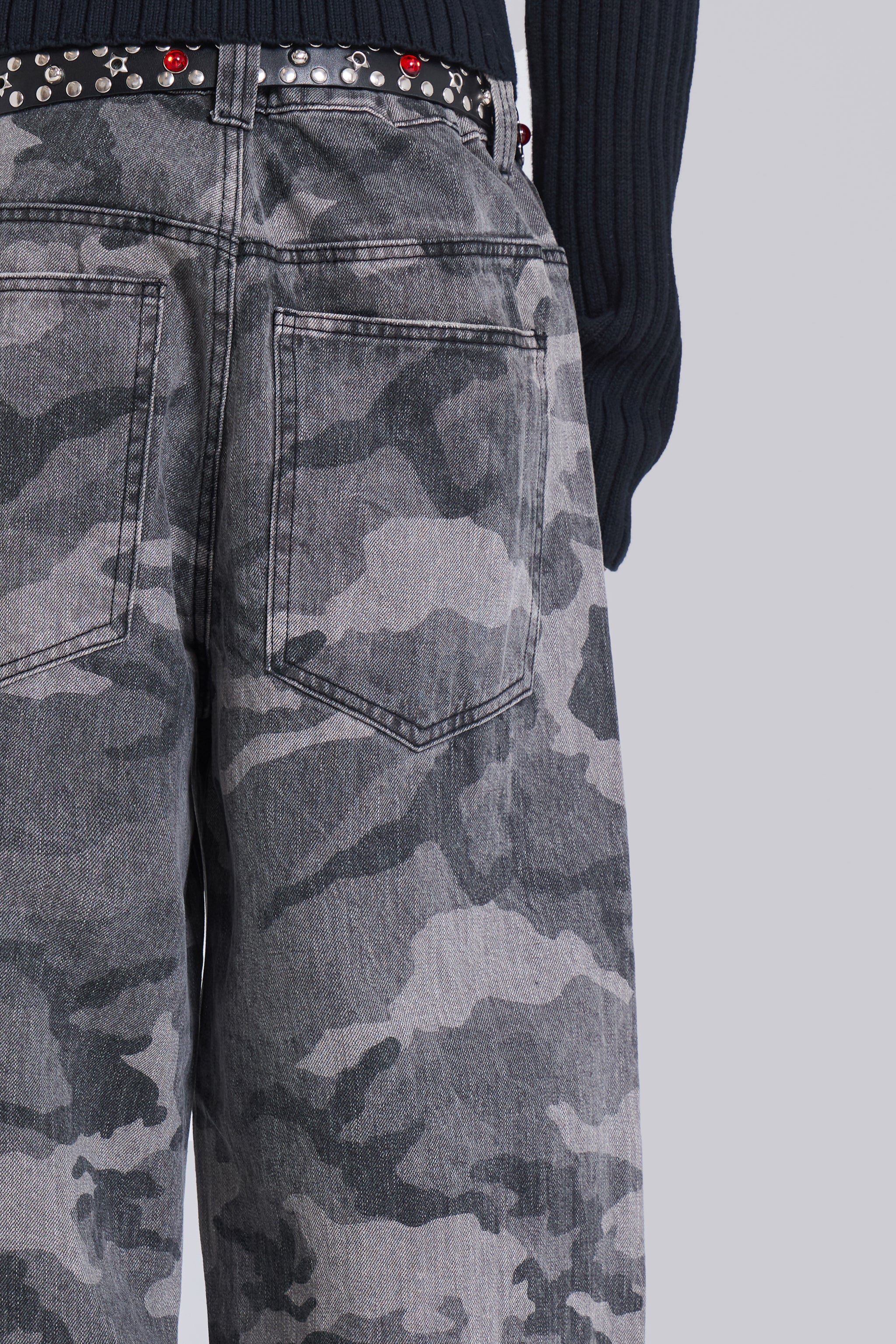 Camo Fade Colossus Jeans - Image 5