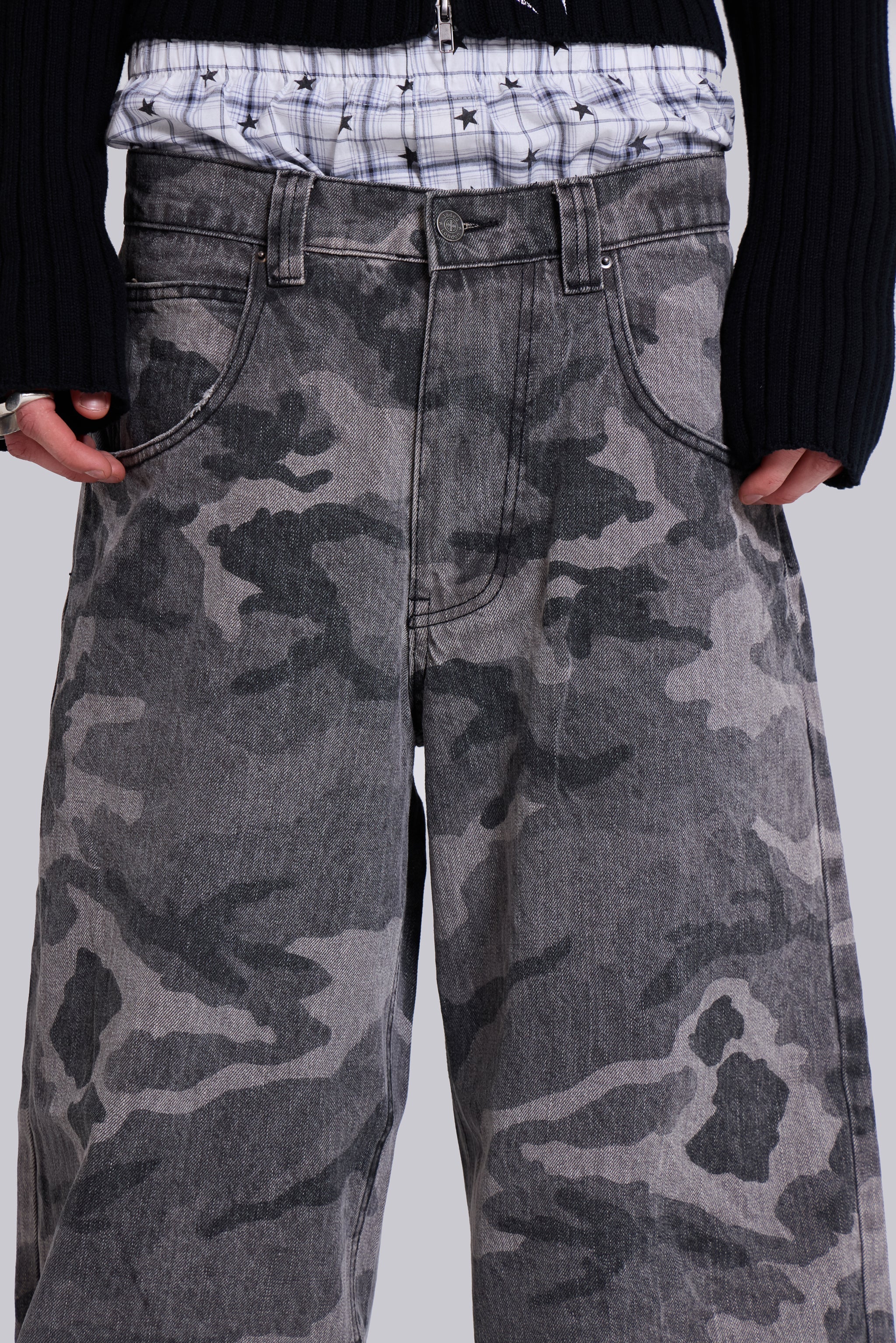 Camo Fade Colossus Jeans - Image 9