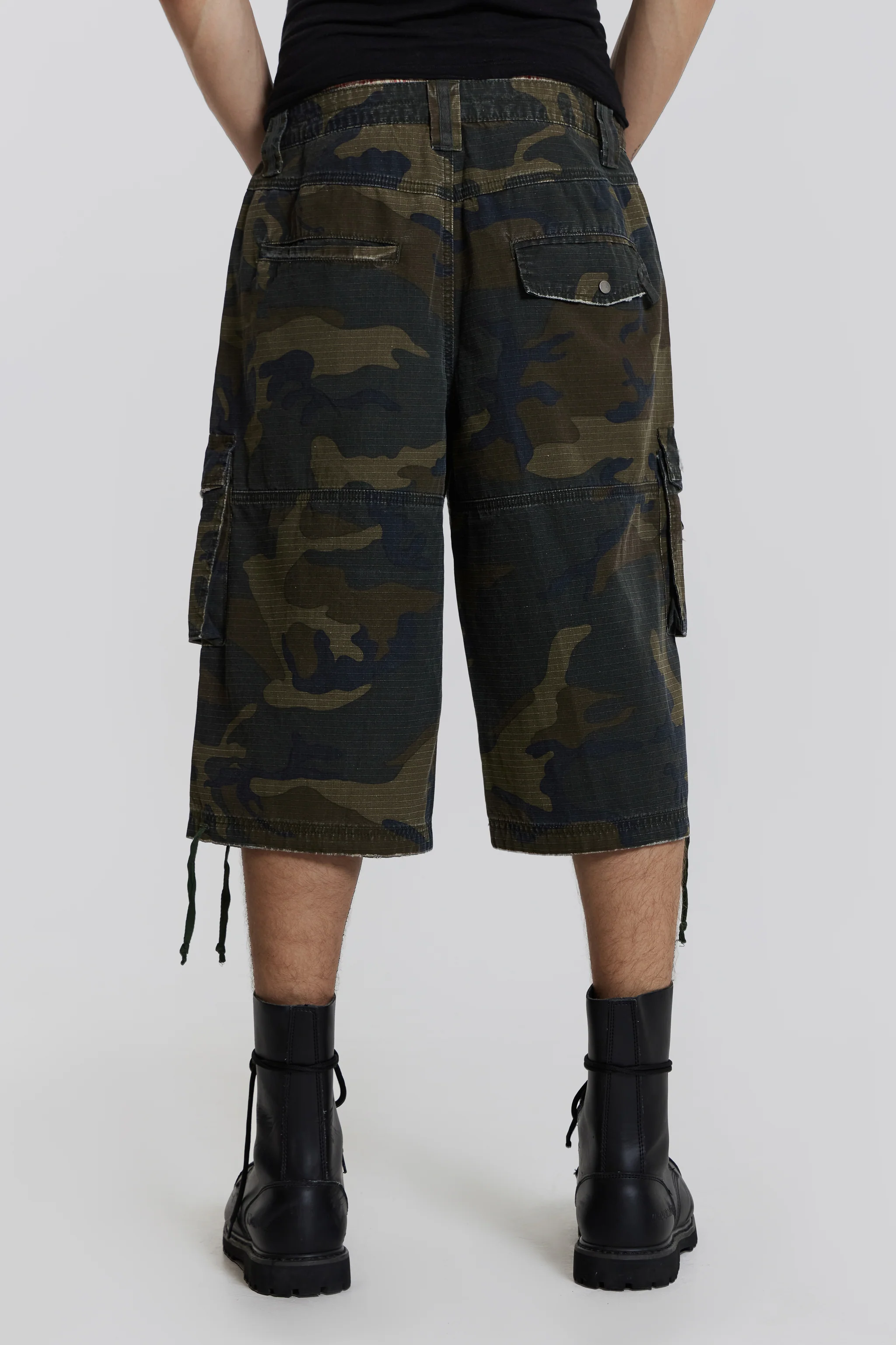 Guerilla Camo Baggy Shorts - Image 4