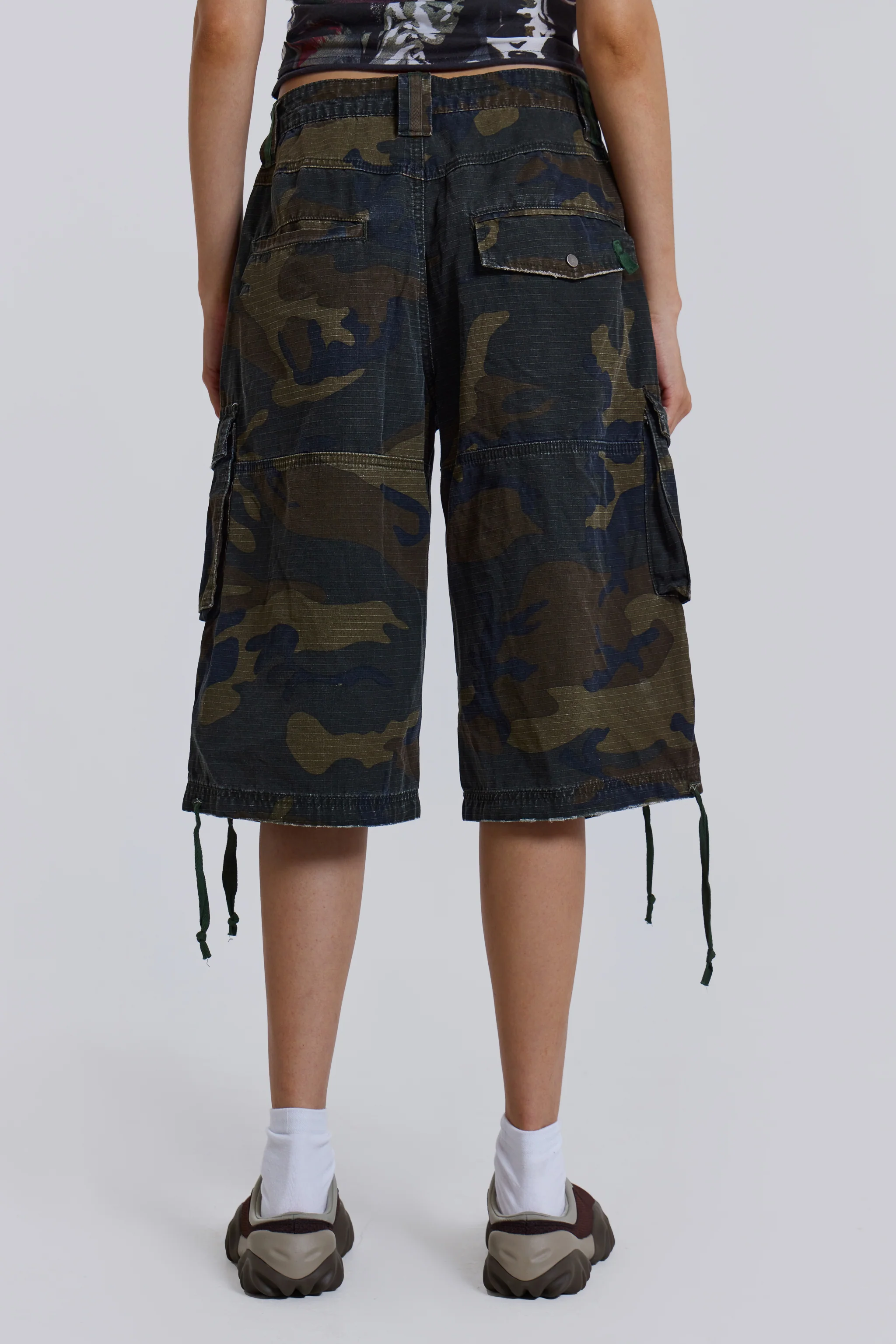 Guerilla Short - Image 5