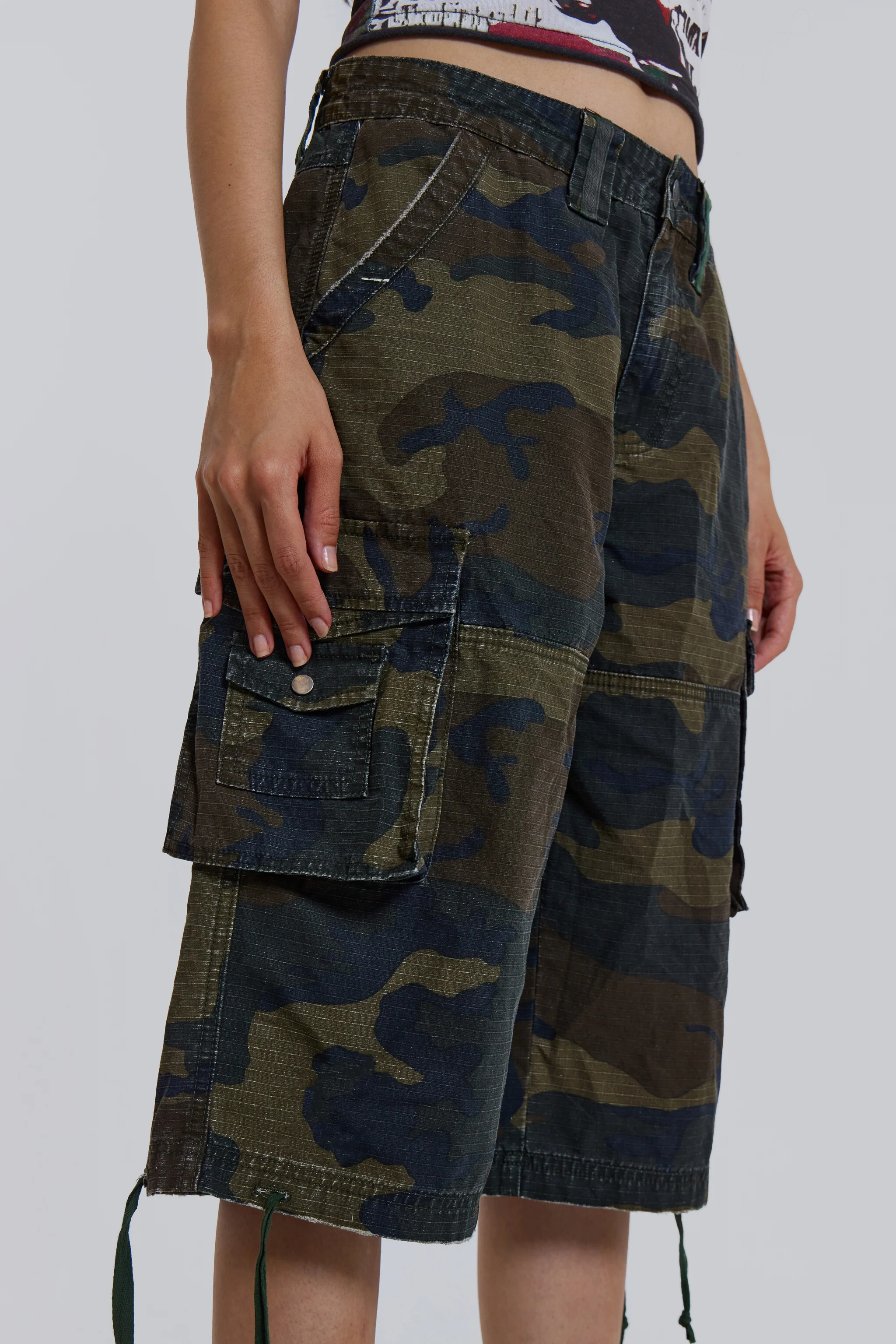 Guerilla Short - Image 7