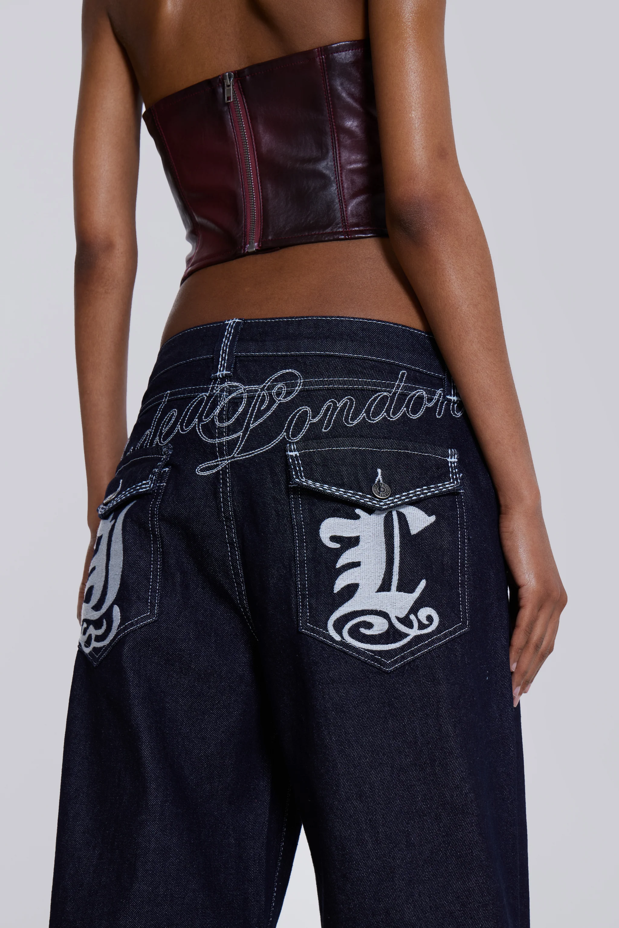 Sonic Embroidered Baggy Jeans - Image 15