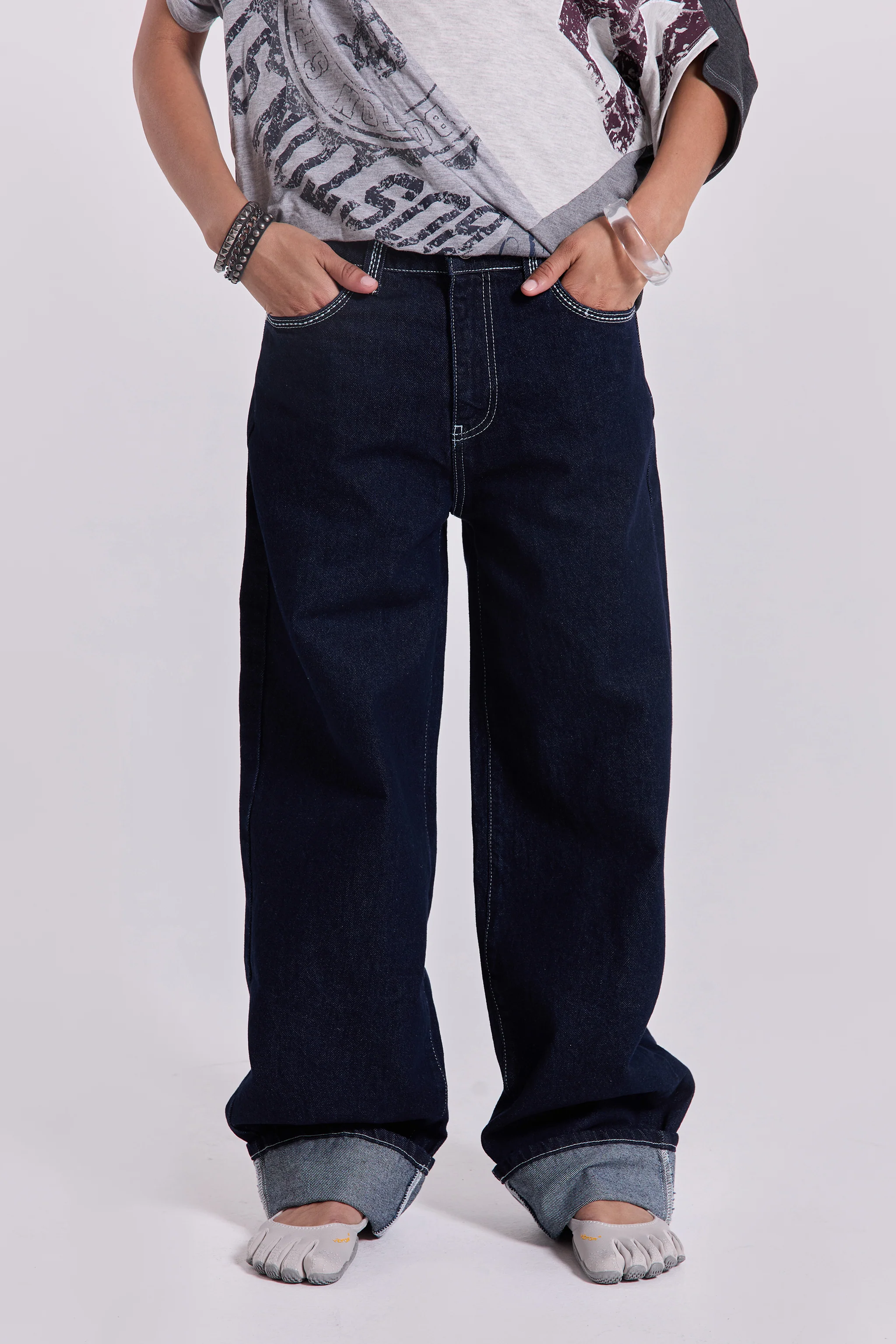 Sonic Embroidered Baggy Jeans - Image 18