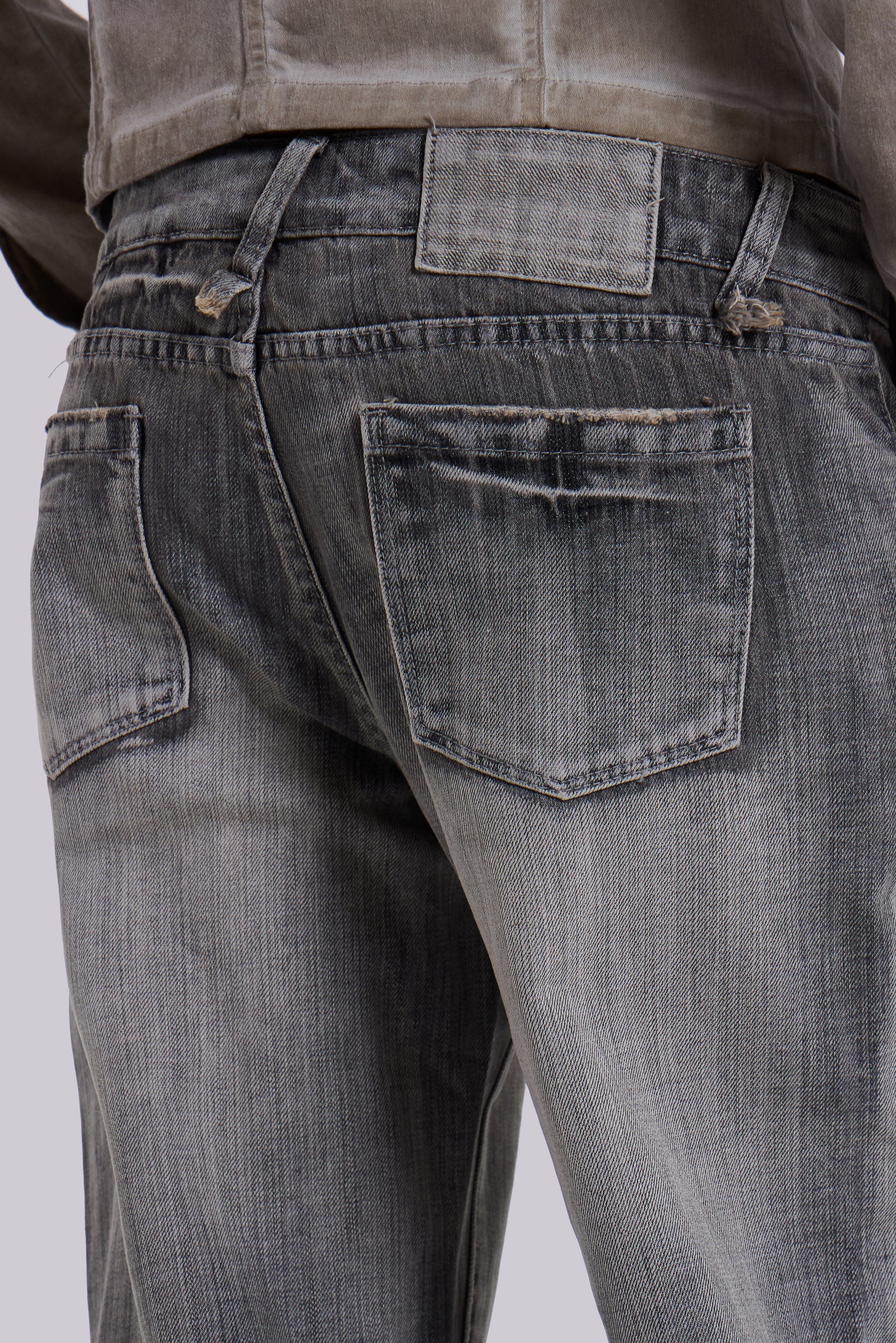 Hunter Loose Straight Leg Jeans in Grey Wash - Image 5