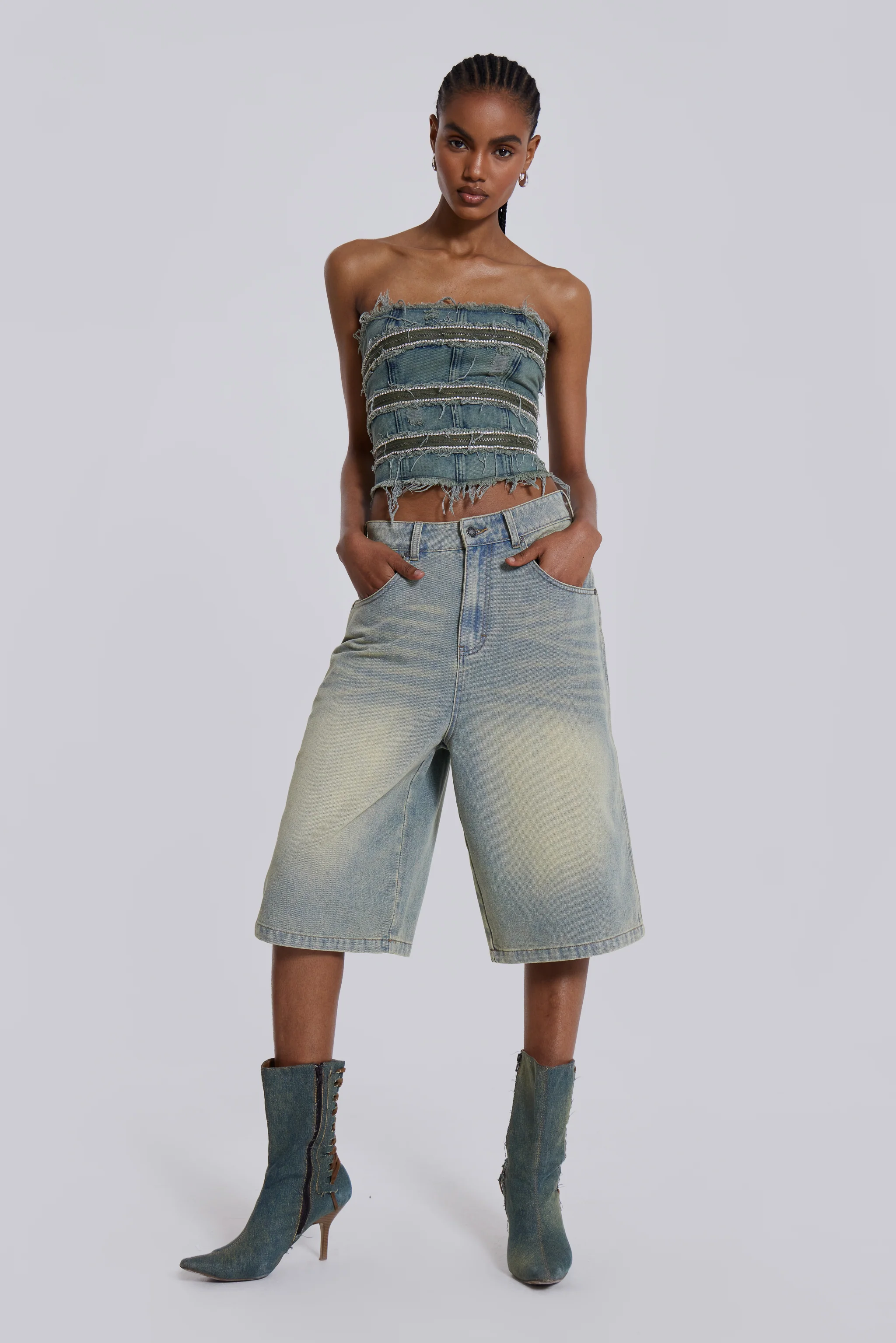 Light Wash Jumbo Jorts - Image 12