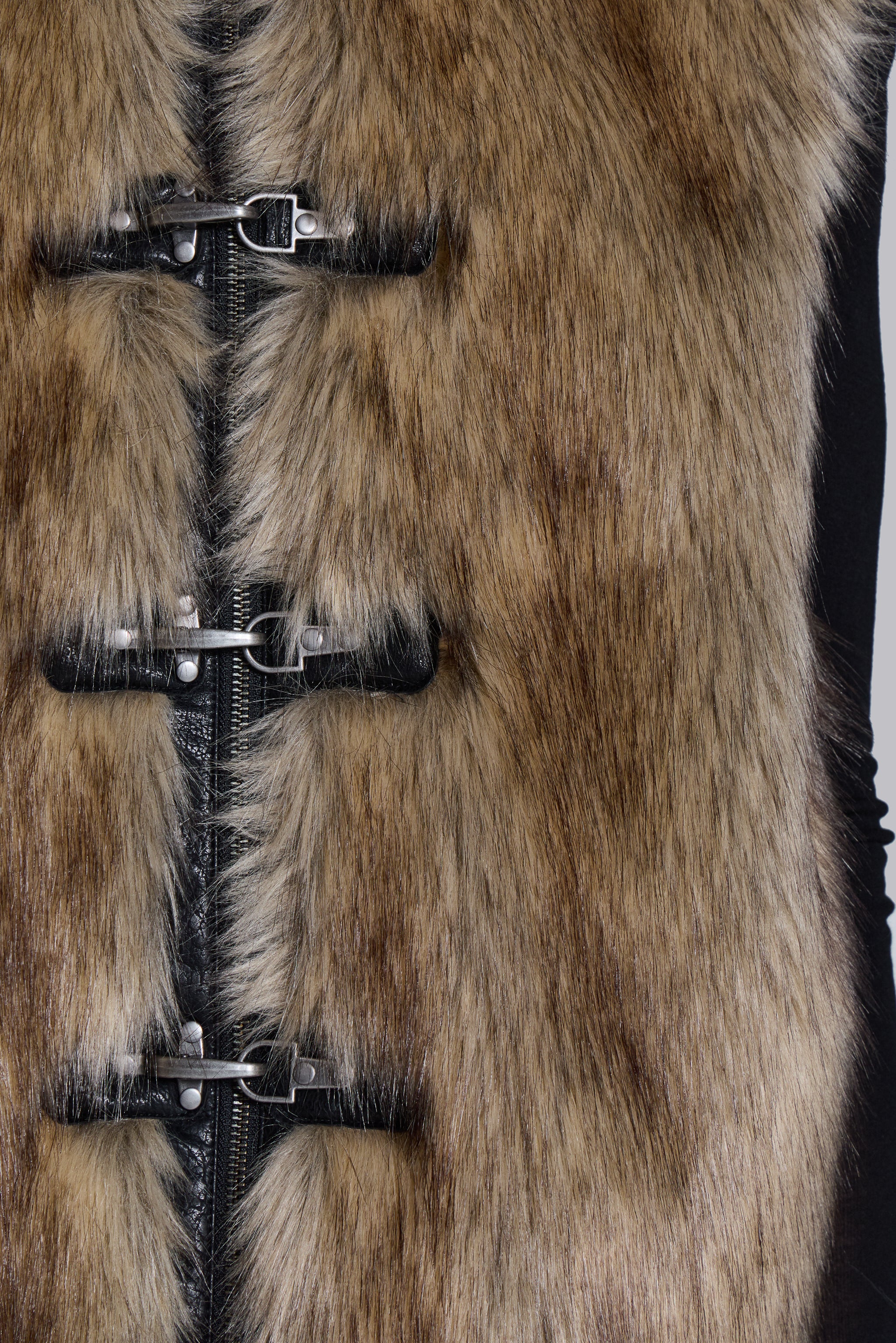 Mendoza Faux Fur Gilet - Image 5