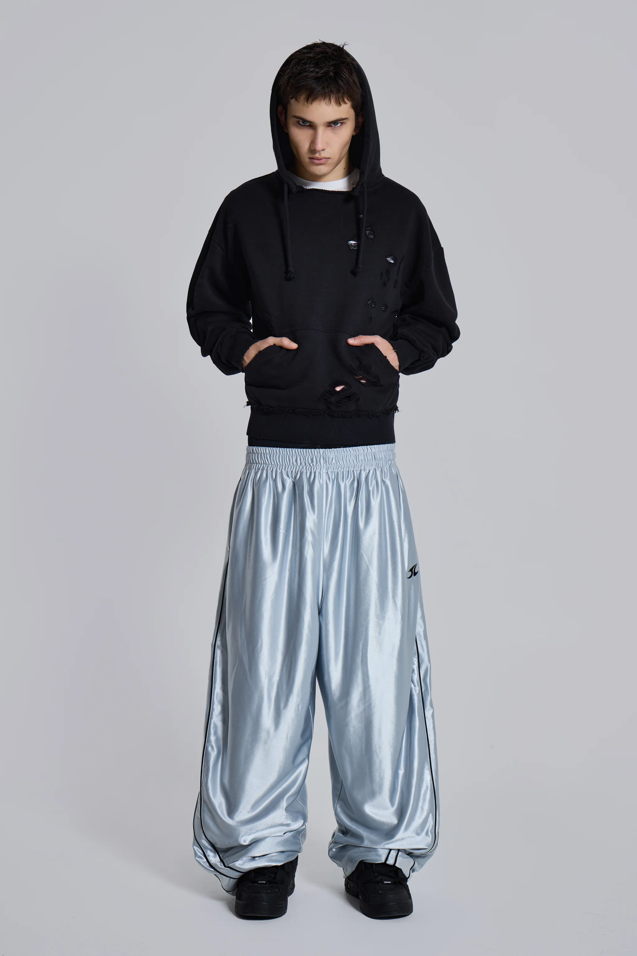 Metallic Vapor Joggers - Image 8