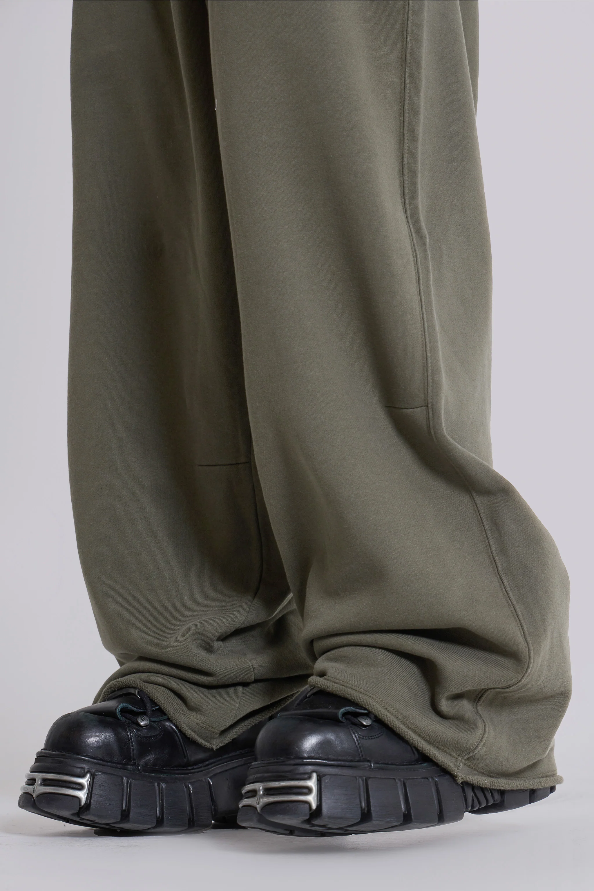 Military Green Baggy Monster Joggers - Image 6