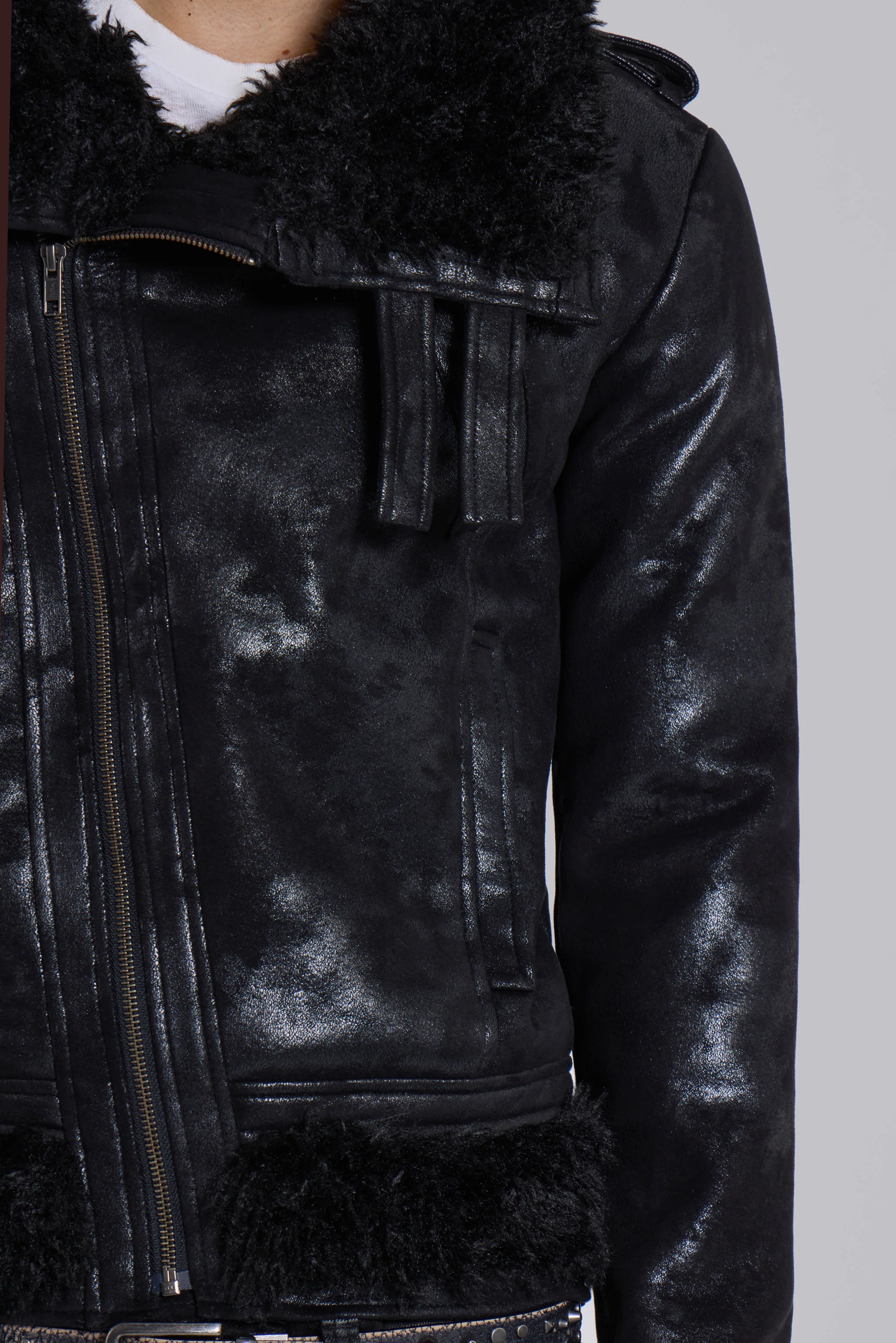 Spectre Shearling Jacket - Image 9