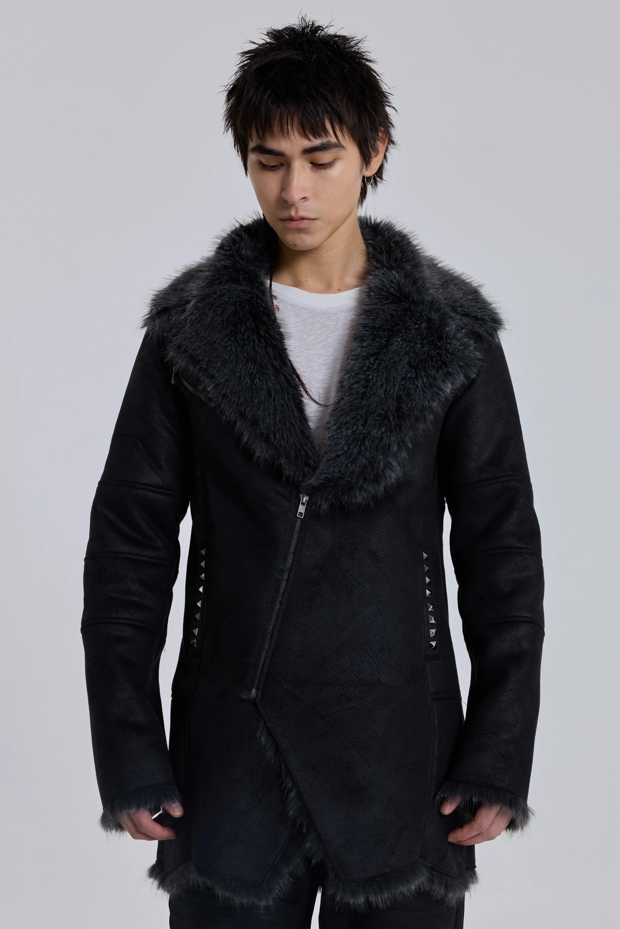Wander Fur Jacket - Image 3